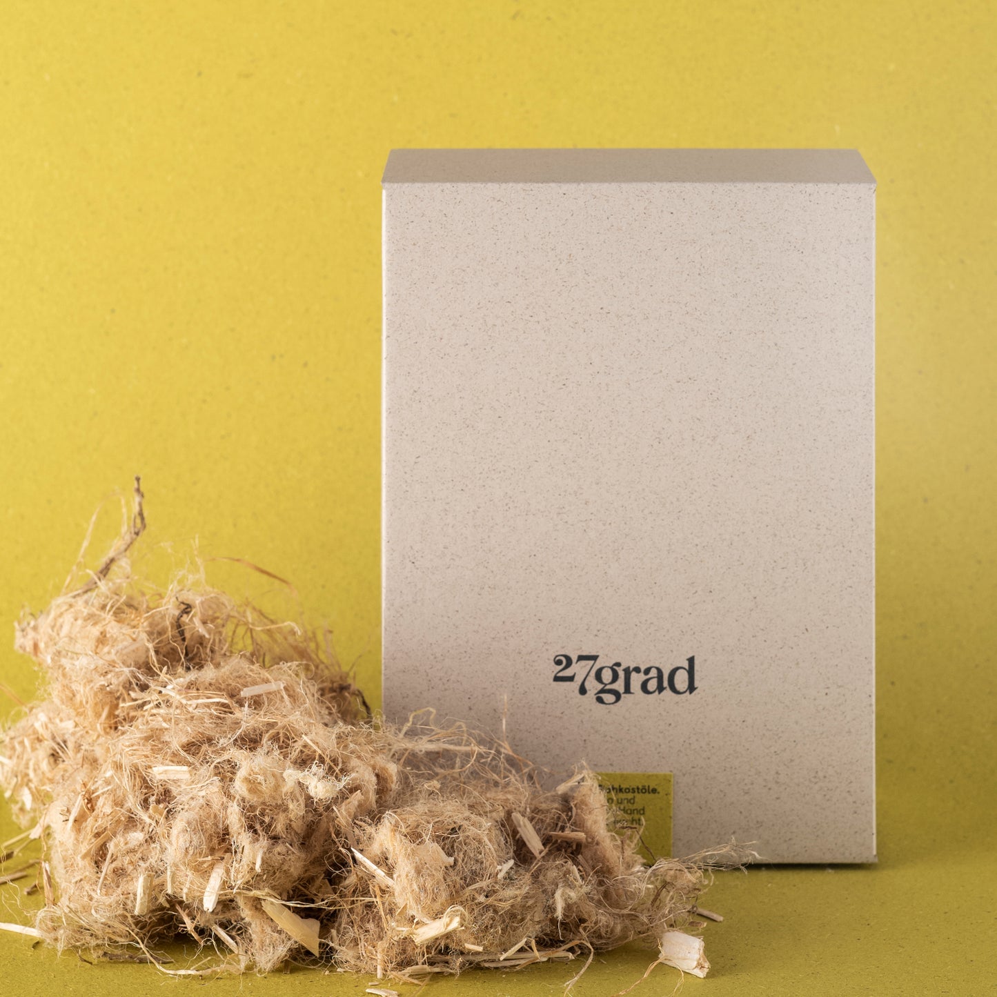 Nachhaltige Geschenkbox von 27grad Rohkostöle. Bio und von Hand gemacht.